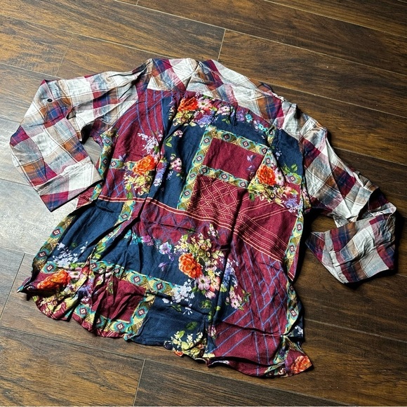 Tolani Collection Plaid Mixed Textile Floral Button Down Tunic - Picture 3 of 4